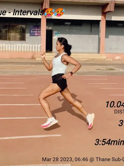 A 10km interval session on the track, hitting a 3:54/km average pace. Persistence and endurance will make you omnipotent.