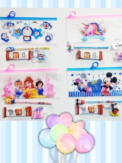 Here you can see how I can create a small, complete favor by pairing the stationery pouch with a chocolate bar.