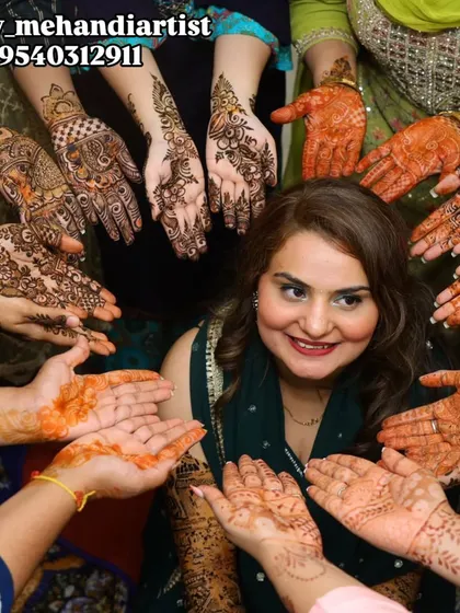 There's nothing better than seeing a happy client and her friends showing off their mehandi. This is what a celebration looks like.