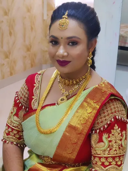 A confident and happy client, ready for her event. The makeup is bold and designed to make a statement.