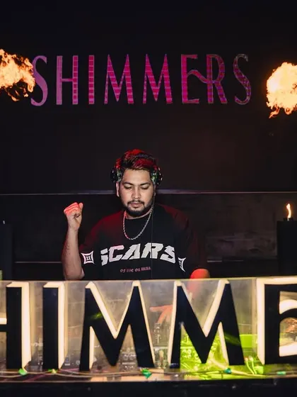 Celebrating the 2nd anniversary of Shimmers with a full pyro setup. Proud to be a resident DJ at this amazing venue.