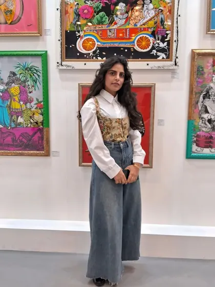 Artist Beygumbano, whose captivating and surrealist collage art has captivated audiences at World Art Dubai. We support artists with unique and powerful styles.