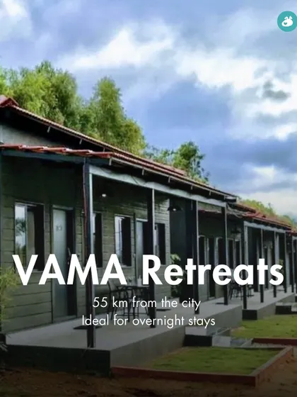 VAMA Retreats, 55 km away, provides comfortable cottage-style accommodation for you and your pet.