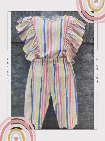 Our striped jumpsuit is crafted from pure cotton and is as adorable as it is comfortable. The charming frill detailing at the sleeves adds a touch of whimsy to every adventure.