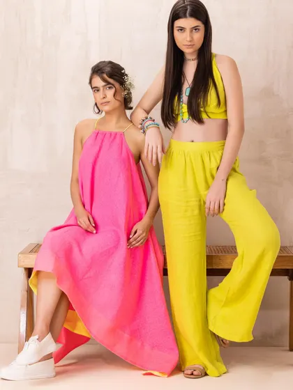 A vibrant shot from a linen brand campaign I styled. This shows my work in a more casual, resort-wear space, which is perfect for destination weddings.