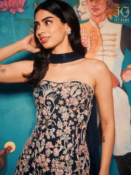 A blooming beauty. Khushi Kapoor looks absolutely gorgeous, adorned in our diamond floral earrings and a matching ring.