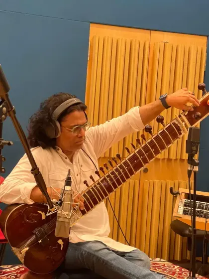 In a recording session at the prestigious Yash Raj Studios. I had a wonderful time collaborating with music composer Vishal Khurana and sound engineer Sagar Sathey.
