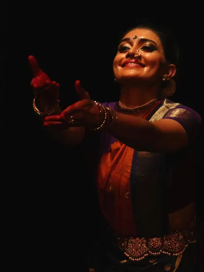 The lighting captures the mood of this moment from *KANHOPATRA*. Her poetry is filled with a mix of agony and ecstasy, and my goal is to translate that complex emotional landscape into movement.