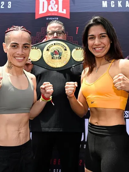 The official weigh-in photo for the IBO World Title fight in New Zealand.