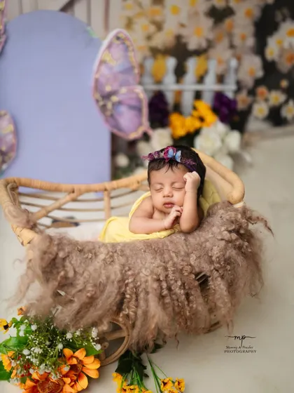 A sweet, sleepy pose from our butterfly garden session. I love how she has her little hand resting on her cheek.