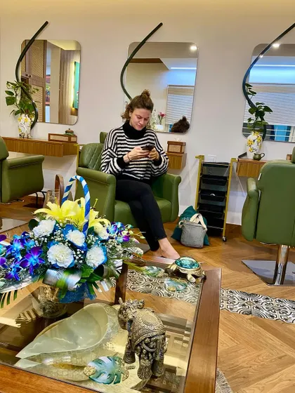Welcoming Elsa, a client from Paris, who visited us during her spiritual tour of India. She chose Swã based on our Google reviews and enjoyed a relaxing Abhyanga massage and exfoliating facial.