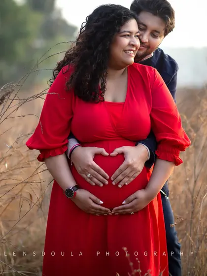 Let's find a beautiful outdoor spot and capture the pure joy and anticipation you share. My goal is to make you feel comfortable, so your natural smiles and laughter shine through in every photo.