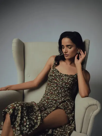 A final shot from the series, capturing a quiet and elegant moment.