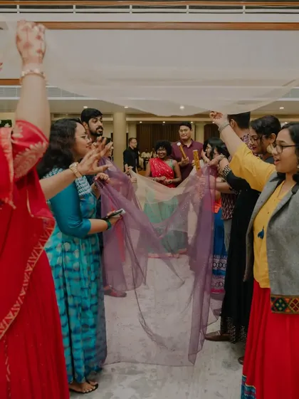 The party continues with everyone grooving on the dance floor. We ensure the celebration is an epic dance party from start to finish.