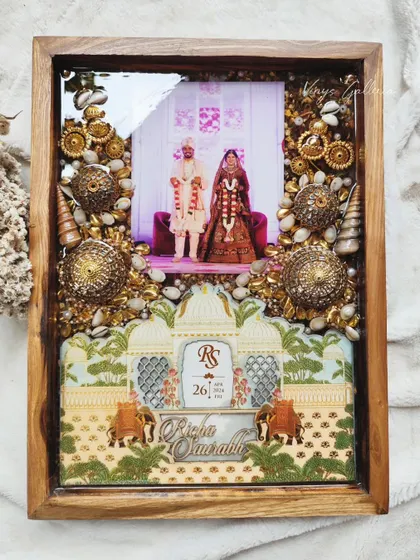 The final look of the magnificent kalera preservation frame. This piece tells a complete story, from the wedding invitation to the bridal accessories.
