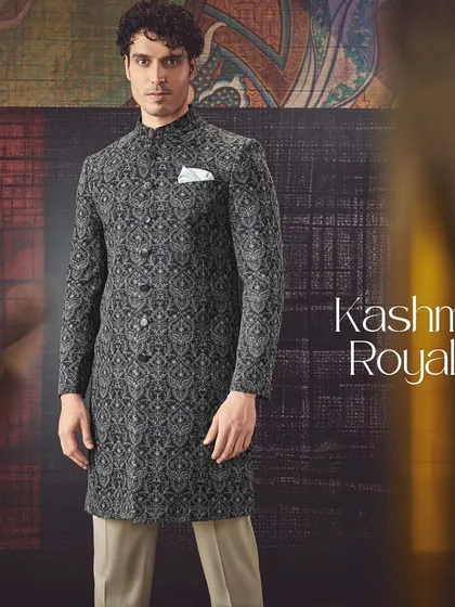 Experience Kashmir Royale with this intricately patterned bandhgala. We pair heritage-inspired fabrics with modern tailoring to create looks that are both timeless and elegant.