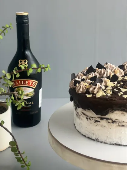 For a grown-up treat, my Bailey's Irish Cream cake is the perfect choice. I take a rich chocolate sponge, wrap it in silky ganache and whipped cream, and infuse every bite with the smooth, velvety charm of Bailey's.