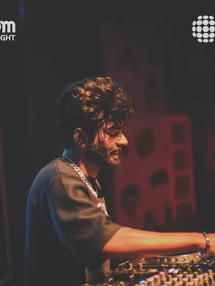 In the zone, crafting the perfect set for the Bollyboom and Sunburn crowd. Every track is chosen to build on the last, creating a seamless, high energy musical journey.