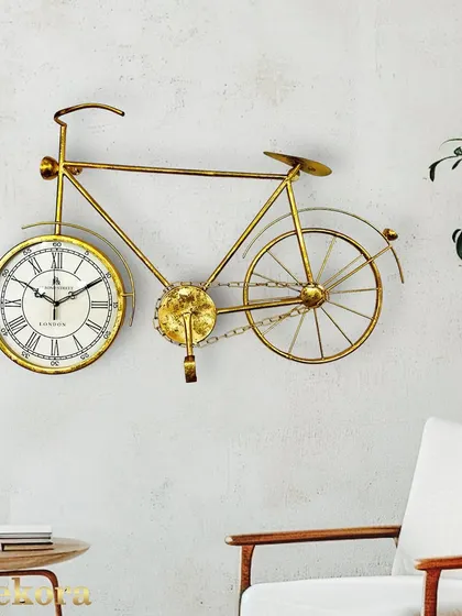A classic shot of our vintage cycle wall clock, perfect for home or office decor.