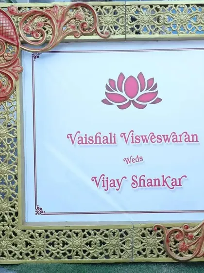 A grand, ornate welcome frame for a wedding reception. This is a great prop for the entrance, setting a luxurious tone for the event and serving as a beautiful photo opportunity.