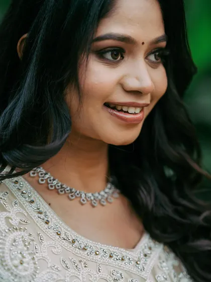 A beautiful close-up of the bride, Sowmya, on her reception day.
