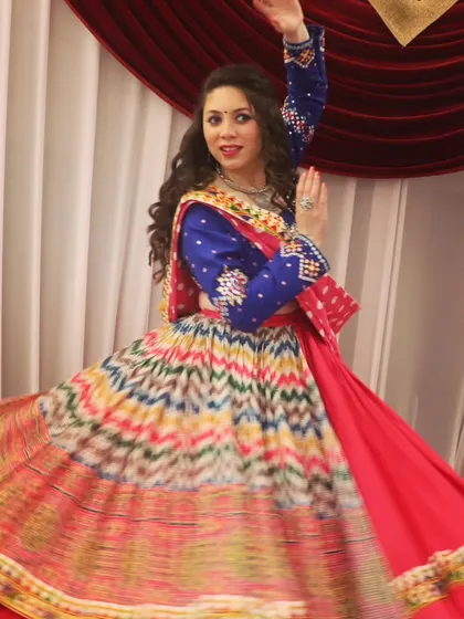 My look for Day 5 of Navratri. I believe in combining traditional and trendy styles.