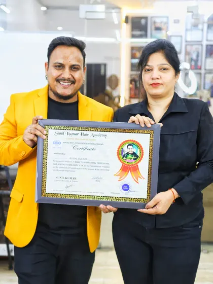 A proud moment with a graduate from Batch 71. My promise is 'Aap bas try karo, baaki meri zimmedari' (You just try, the rest is my responsibility).