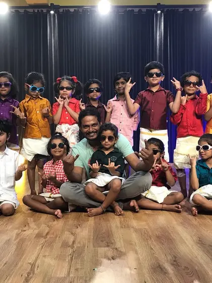 One of our favorite themed days. The kids had a blast dressing up in traditional lungis and shirts, adding a fun cultural twist to their dance class.