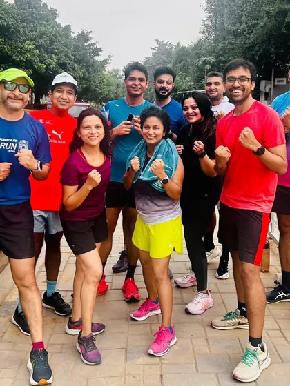 When the heat turns brutal, we turn unstoppable. The tribe getting ready for our "Beat The Heat" fatigue training.