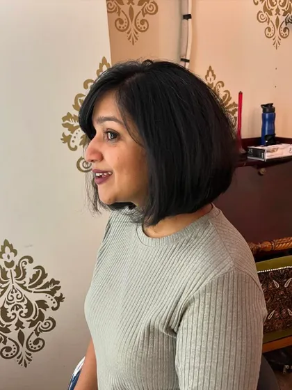 A fabulous bob with soft side-swept bangs for Cathy.