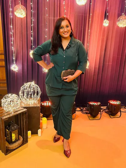 Dressed and ready for a night of wedding performances. My presence at your event ensures everything goes off without a hitch, letting you focus on enjoying your moment.