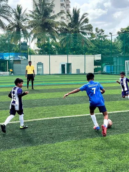 A thrilling 6-5 victory for our U-9 team against Kickstart FA, with Ronald scoring a double hat-trick. This match highlights the exciting, high-scoring nature of youth football.
