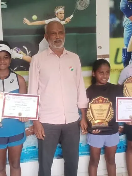 Our player Ruhi (second from left) celebrating her Doubles Finalist and Singles Semifinalist achievements at the NS U-12 in Hyderabad.