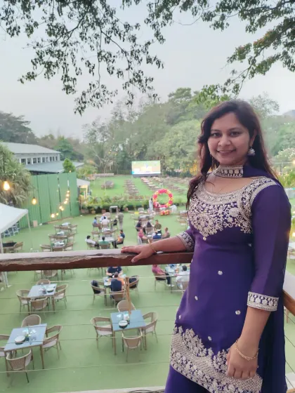 A beautiful evening hosting an engagement ceremony. The best part of my job is being in vibrant settings and contributing to such happy occasions.