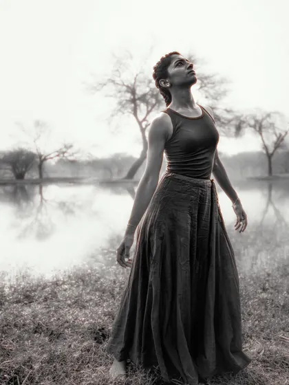 Another shot from my 'lost & found' series. The misty background and flowing skirt add to the feeling of being in a dream.