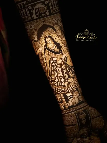 A close-up of a precious moment captured in henna, featuring a portrait of the bride with her father and mother, beautifully detailed.