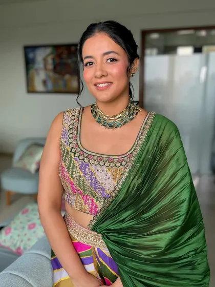 The perfect look for an at-home Mehndi. Colorful, comfortable, and chic. The makeup is fresh with a focus on glowing skin.