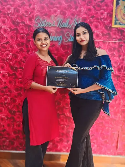 Another successful graduate, Karishma, completed both our nail art and eyelash extension courses. We are so proud to see her ready to offer a wider range of services to her future clients.
