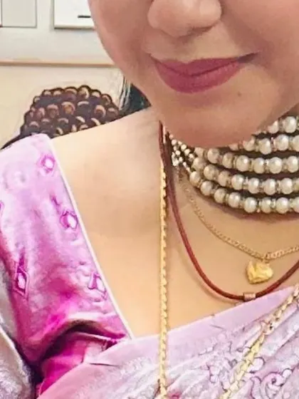 Detail of the pearl choker necklace. I always consider the client's jewellery when designing the makeup look to ensure everything is balanced.