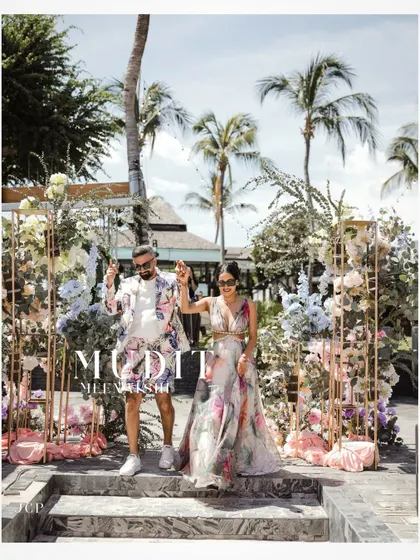 The couple's grand entrance at their beachside event in Thailand.