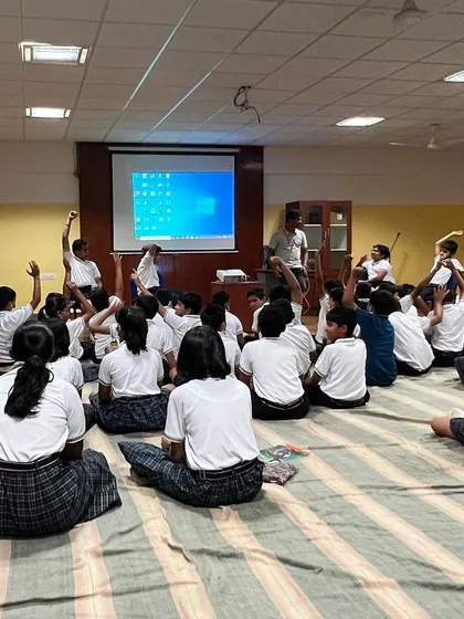 The first sessions of a new academic year are always special. It's a fresh start, with a room full of curious minds ready to begin their journey into the world of robotics and STEM.