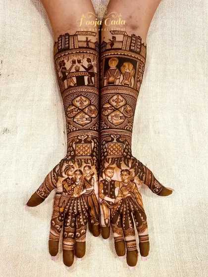 A story of "Yaar to Pyaar" for childhood friends, this design includes family portraits and scenes from their friendship.
