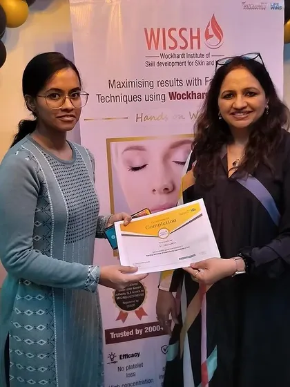 Awarding a certificate at the GFC Therapy workshop. It was a pleasure to share my knowledge on maximizing results with these powerful treatments.