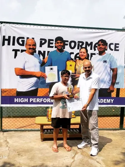 Another good week and another trophy. This player is getting better and sharper with each tournament.