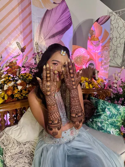 Another playful "peekaboo" pose from the happy bride.