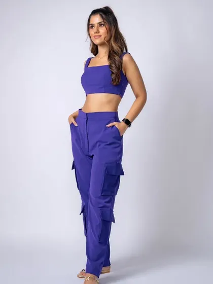 A casual and cool look for the Raki Designs clothing brand. The makeup is minimal and fresh, paired with soft waves for an effortless, everyday style.