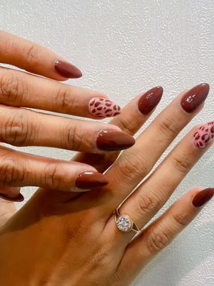 Another view of the stylish brown and leopard print combination.