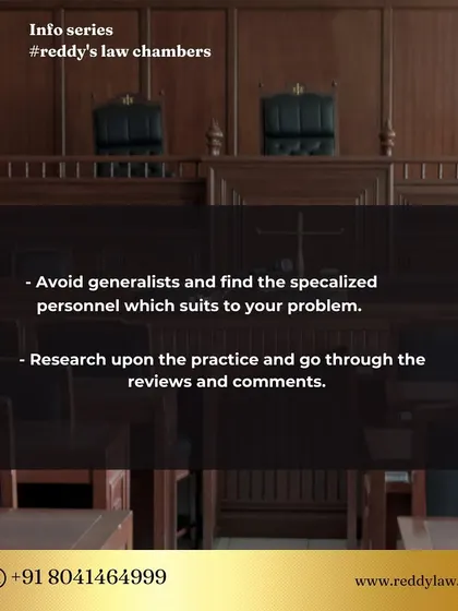 When looking for a lawyer, it's important to avoid generalists and find a specialist who suits your specific problem. Researching their practice and reading reviews is a crucial first step.