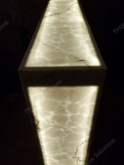 A duplicate image detailing the backlit onyx feature used in one of our custom bar counters.