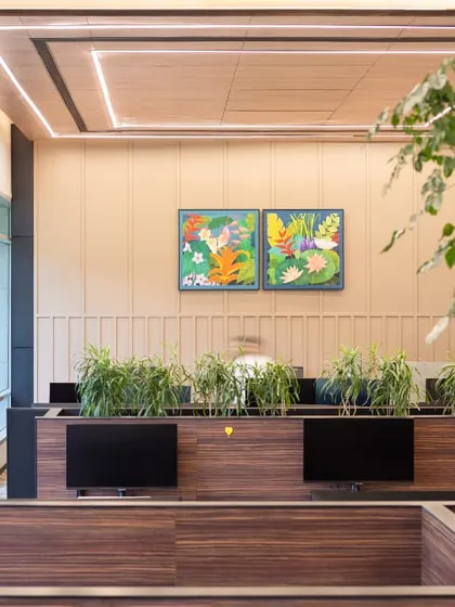 A look at the biophilic design integrated into the APT office in New Delhi. By incorporating planters and natural elements directly into the workstation clusters, we create a workspace that enhances well-being, improves focus, and connects employees with nature throughout their day.